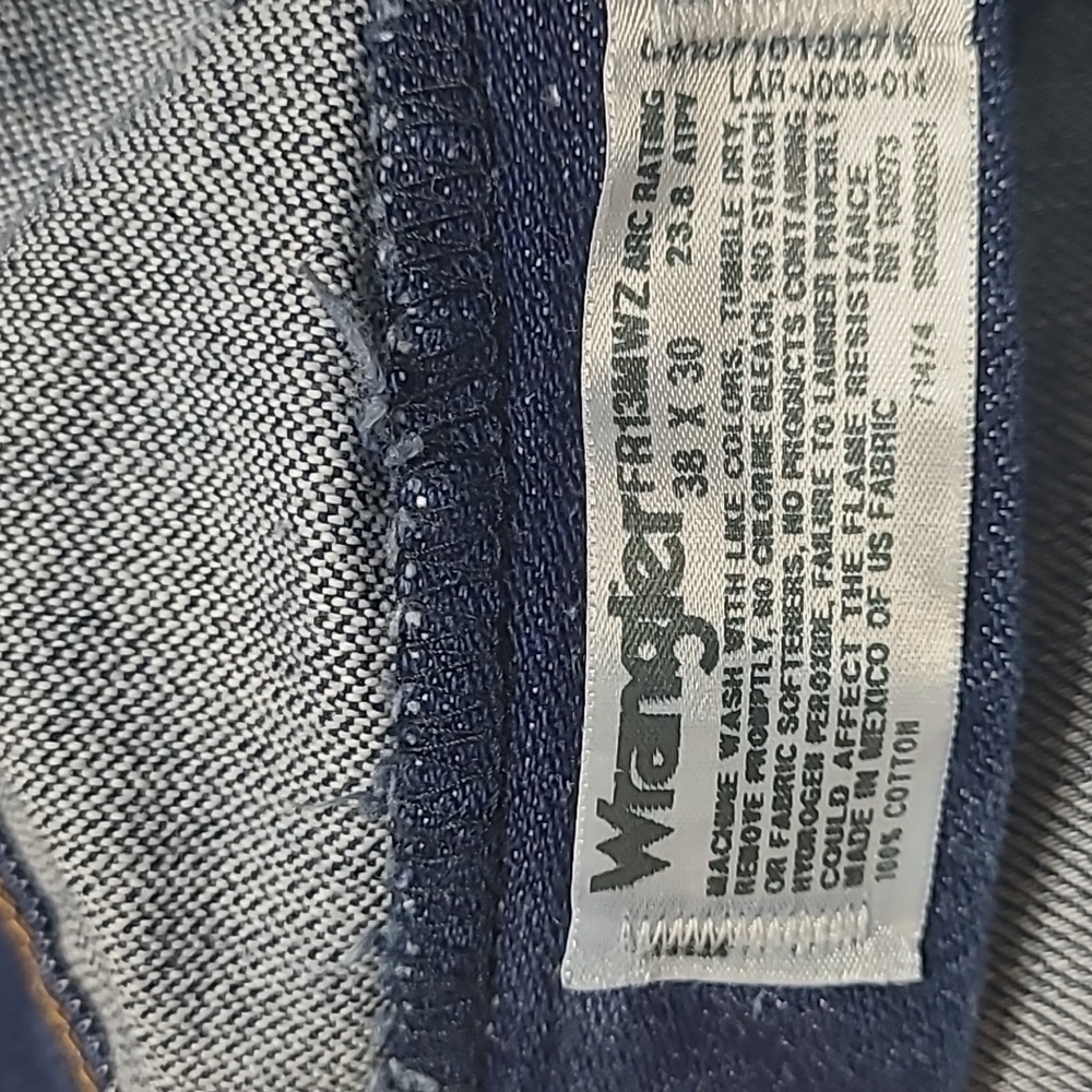 Mens - Wrangler 13 Original FR Jeans (FR13MWZ), size 38x30 - Picture 9 of 9